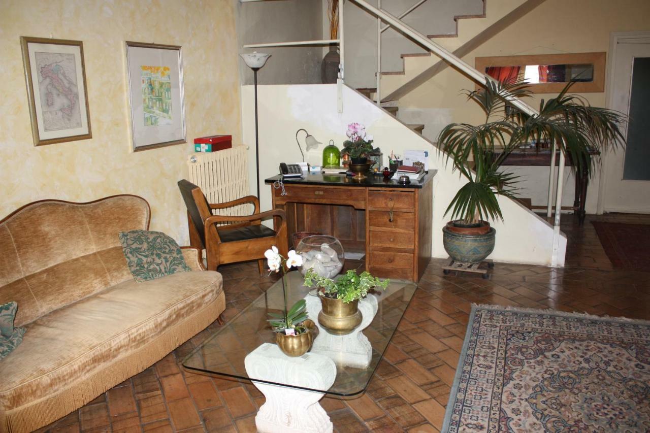 B&B Palu Lazise Luaran gambar